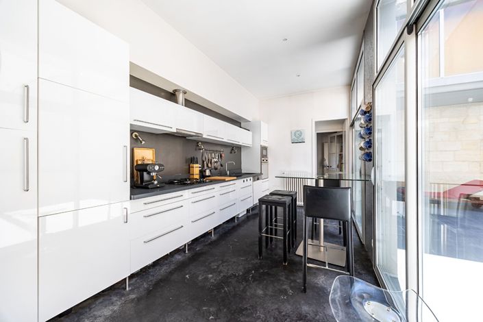 Image No.5-4 Bed House for sale