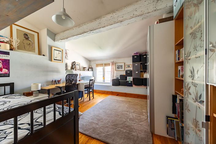 Image No.9-4 Bed House for sale