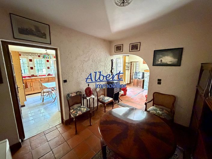 Image No.7-2 Bed House for sale