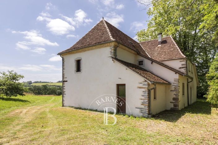 Image No.4-6 Bed House for sale