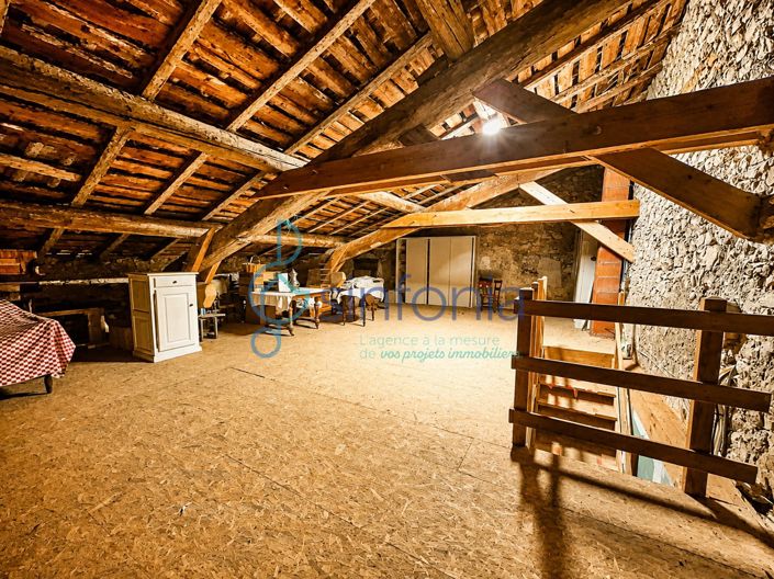 Image No.24-5 Bed House for sale