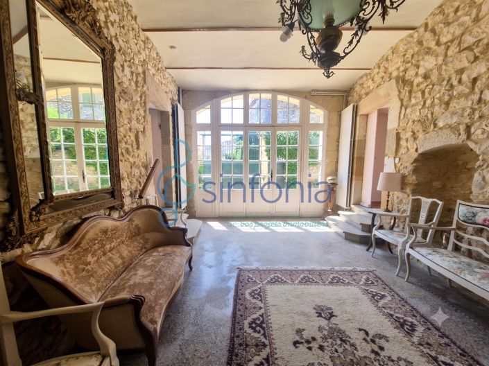 Image No.7-5 Bed House for sale