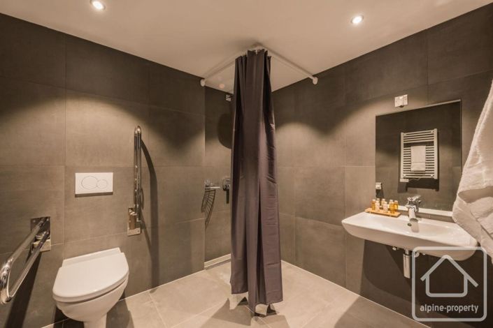 Image No.13-3 Bed Apartment for sale