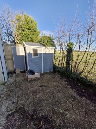 Image No.11-3 Bed House for sale