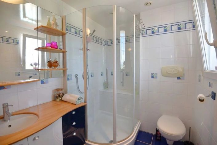 Image No.13-4 Bed House for sale
