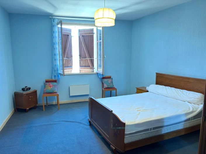 Image No.4-3 Bed House for sale