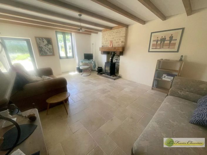 Image No.12-4 Bed House for sale