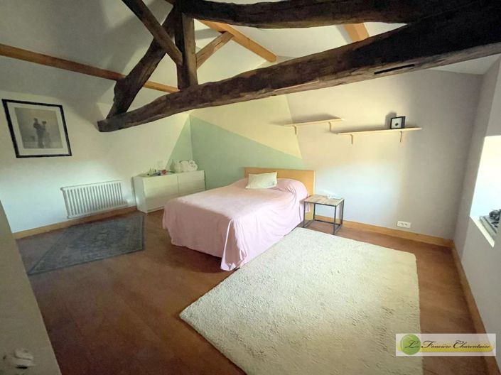 Image No.28-4 Bed House for sale