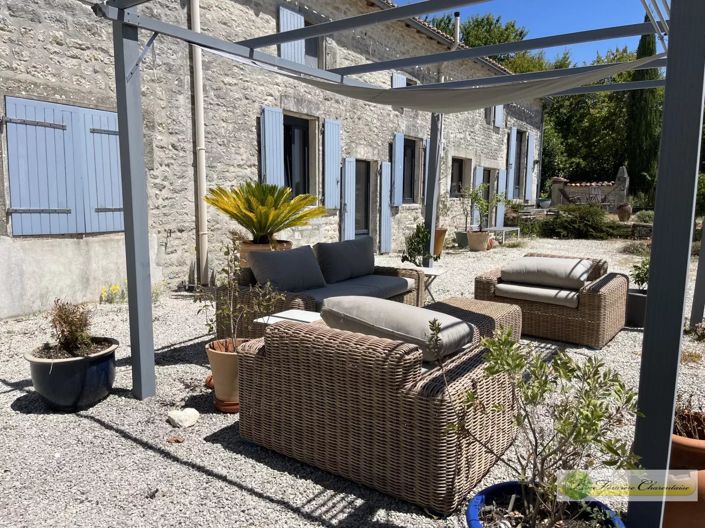 Image No.3-4 Bed House for sale