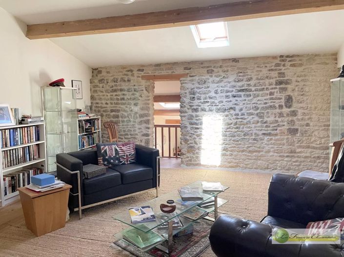 Image No.33-4 Bed House for sale