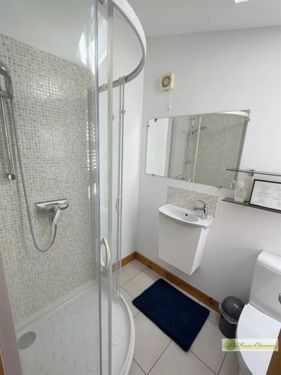 Image No.35-4 Bed House for sale