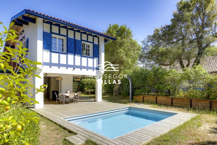 Image No.2-4 Bed House for sale
