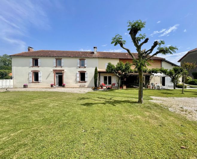 Image No.2-4 Bed House for sale