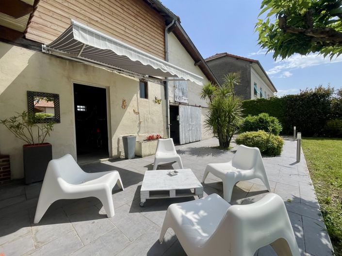 Image No.30-4 Bed House for sale