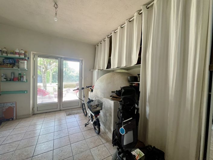 Image No.41-4 Bed House for sale