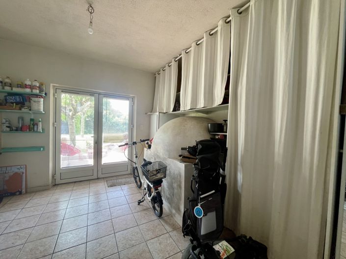 Image No.41-4 Bed House for sale