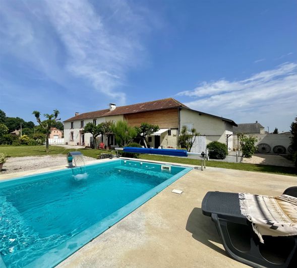 Image No.6-4 Bed House for sale
