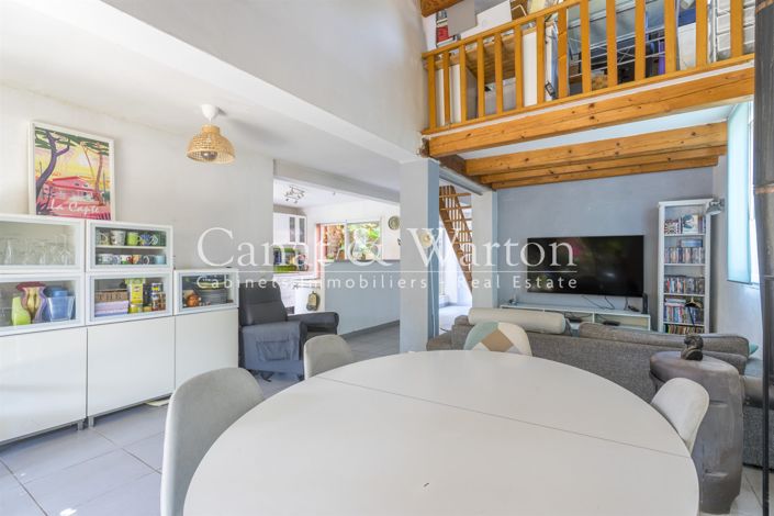 Image No.8-3 Bed House for sale