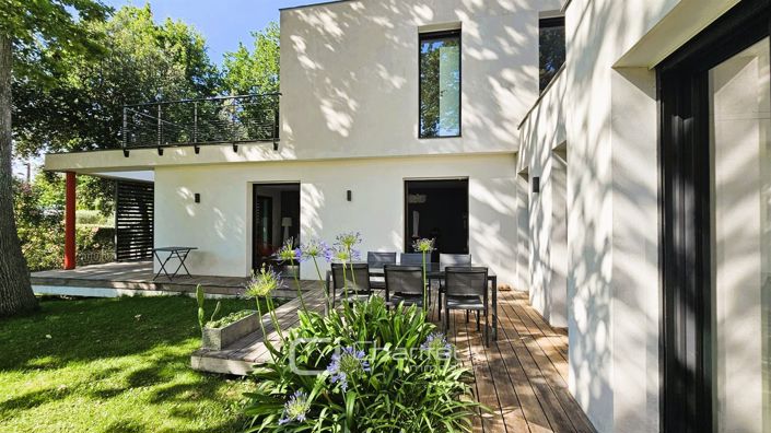 Image No.14-3 Bed House for sale