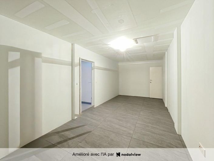 Image No.15-3 Bed House for sale