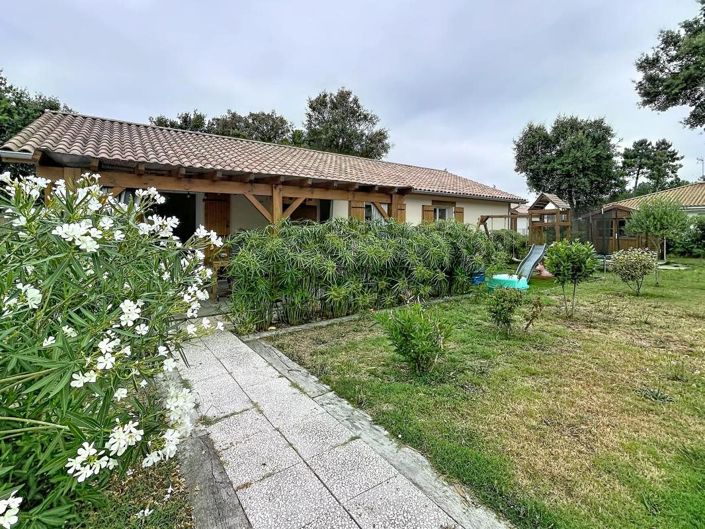Image No.19-3 Bed House for sale