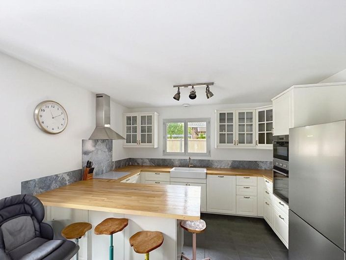 Image No.3-3 Bed House for sale