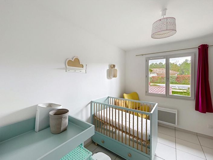 Image No.9-3 Bed House for sale