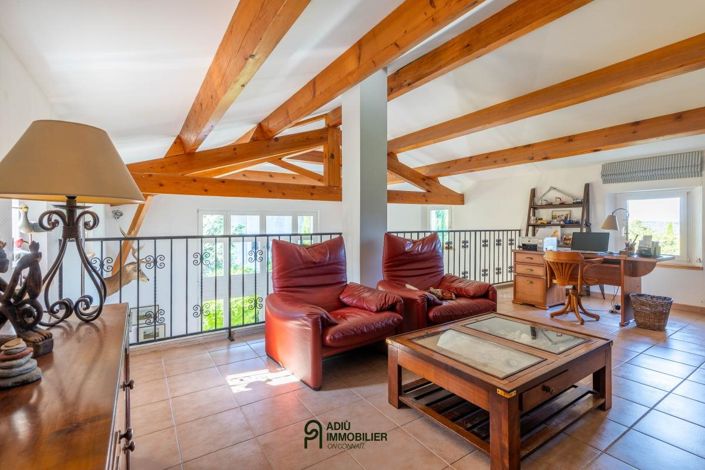 Image No.14-4 Bed House for sale