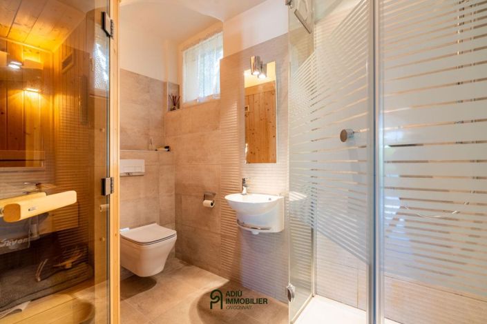 Image No.19-4 Bed House for sale