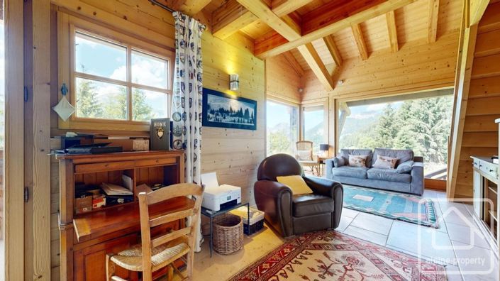 Image No.40-7 Bed Property for sale