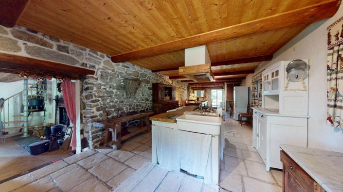 Image No.25-4 Bed House for sale