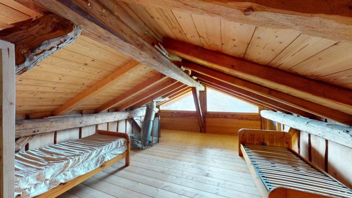 Image No.36-4 Bed House for sale