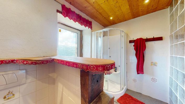 Image No.56-4 Bed House for sale