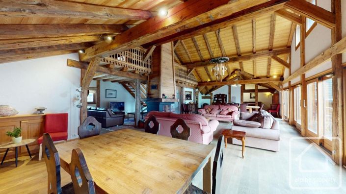 Image No.16-7 Bed Property for sale