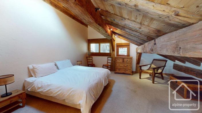 Image No.30-7 Bed Property for sale