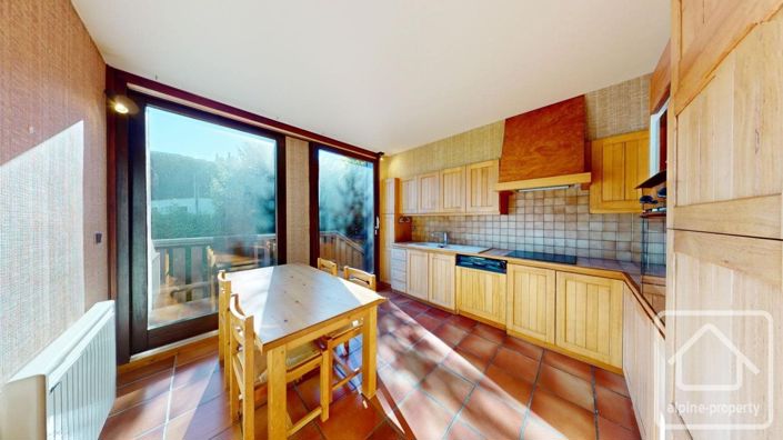 Image No.4-Propriété de 5 chambres à vendre à Haute-Savoie