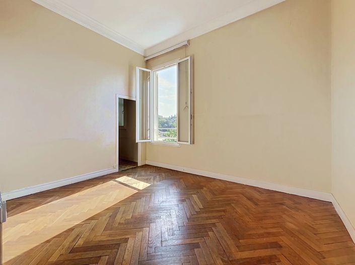 Image No.9-3 Bed Apartment for sale