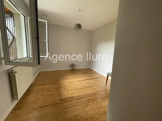 Image No.12-5 Bed House for sale