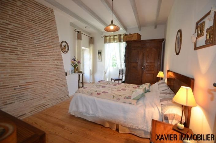 Image No.16-4 Bed House for sale