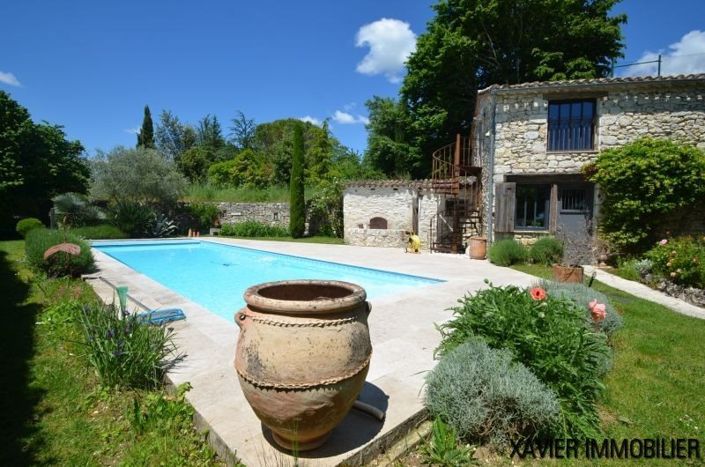 Image No.2-4 Bed House for sale