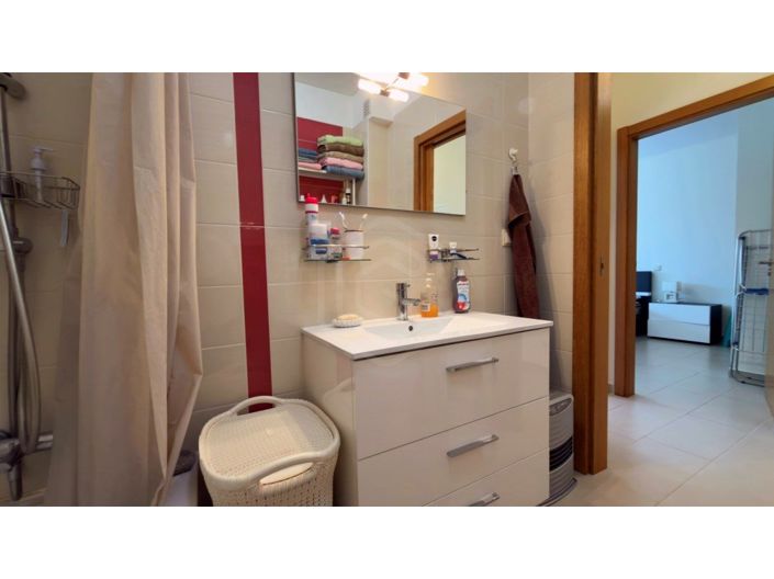 Image No.19-1 Bed Apartment for sale
