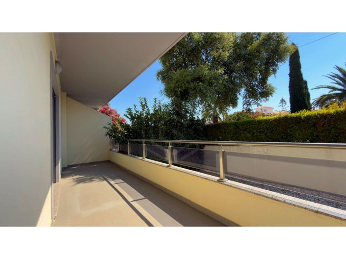 Image No.23-1 Bed Apartment for sale