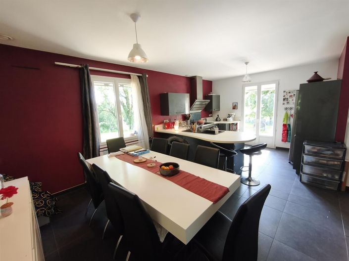 Image No.12-3 Bed House for sale