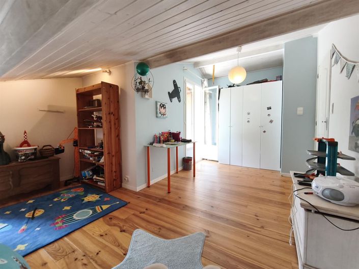 Image No.18-3 Bed House for sale