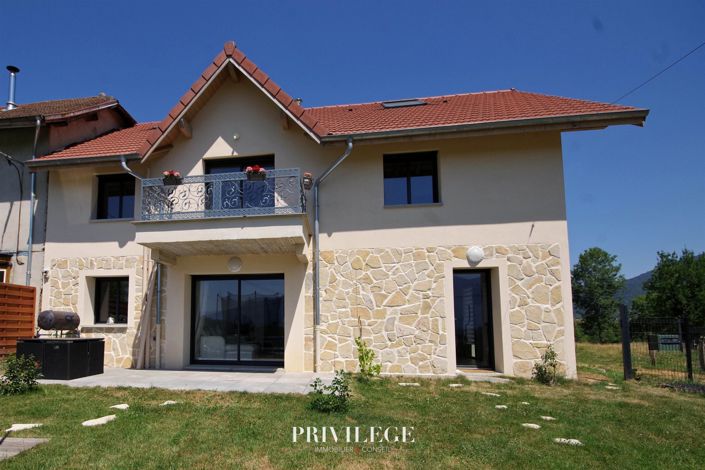 Image No.2-5 Bed House for sale