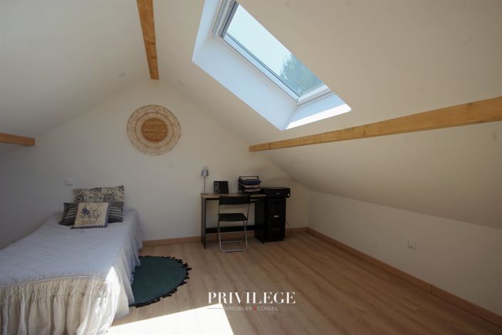 Image No.21-5 Bed House for sale