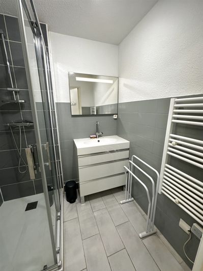 Image No.11-1 Bed Apartment for sale