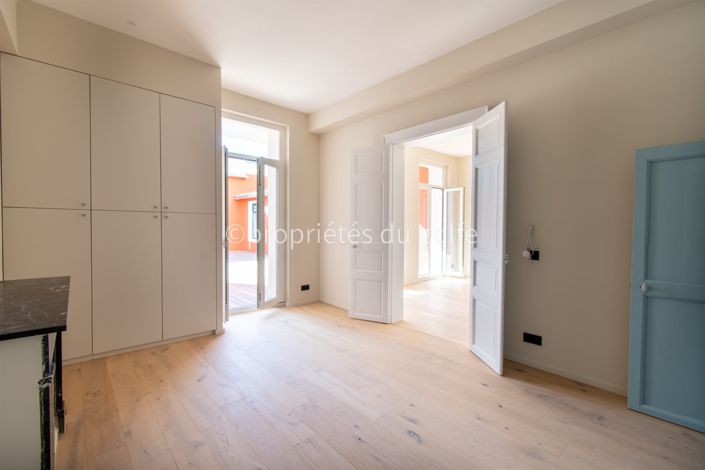 Image No.20-2 Bed Apartment for sale