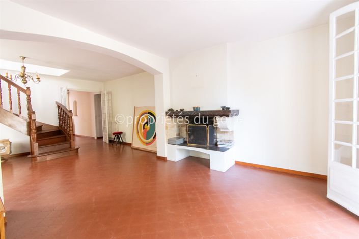 Image No.8-4 Bed House for sale