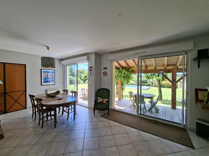 Image No.23-4 Bed House for sale